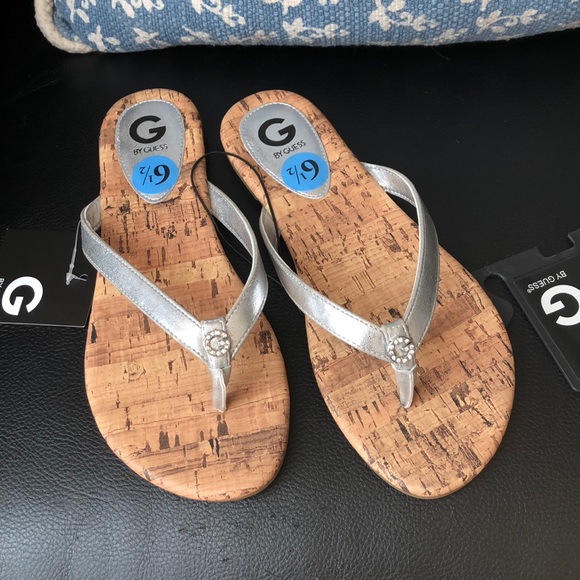 New Authentic Guess sandals - Picture 3 of 6